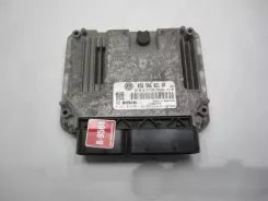 Контролер / модуль ЕБУ Volkswagen Touran I 03G906021MP 03G906021AN 1039S23138