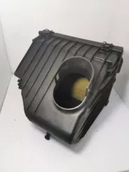 Корпус повітряного фільтра Jeep Cherokee 04880267AC