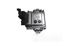 Suzuki Swift II Інші комп'ютери / модулі / драйвери 3391069L00 0261005740