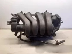 Впускний колектор Volkswagen Golf V 06F133210D