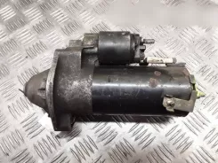 Volkswagen PASSAT B5.5 Стартер 0001110138 068911024