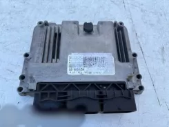 Блок керування двигуном Ford Fiesta BV2112A650AA 1039S52161 0281019143