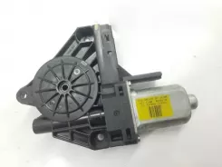 Електродвигун підйомника задніх дверей Volvo XC60 31253063 100411966264