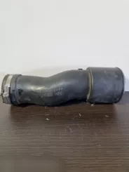 Повітрозабірник Opel Astra J, запчастина 1039897S01