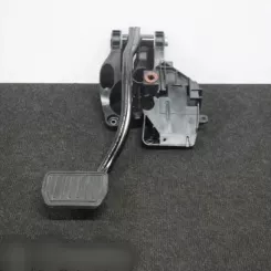 Педаль гальма Tesla Model 3 104469100D 1011680