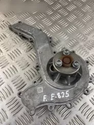Водяний насос Audi Q5 SQ5 059121016E