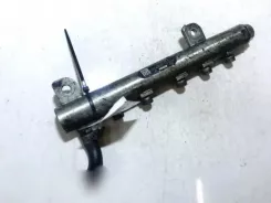 Opel Vectra C Рейка впорскування 55200266 067359