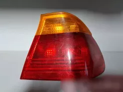 BMW 3 E46 Ліхтарі кришки заднього багажника 8364922 093339 2401572