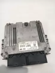 Контролер / модуль ЕБУ KIA Ceed 391402A925 0281033002 EDC17C57