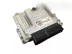 Контролер / модуль ЕБУ Fiat 500L 55259756 1039S71633 0281030966