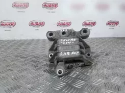 Opel Vectra C Кронштейн двигуна 09156944 08120273 21044611