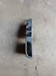 Кнопки вікон Mitsubishi L200 MR587951 MN23950 C8DD369M