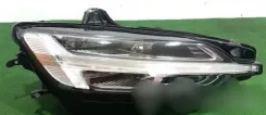 Фара Volvo V60 32338997 00008232 354D51206