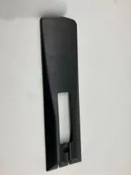BMW X5 E70 Кришка рейки заднього сидіння 7171837 0101613 77931710