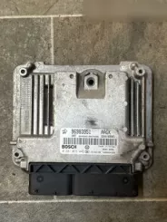 Контролер / модуль ЕБУ Chevrolet Cruze 96983951 1039S34160 0281015445