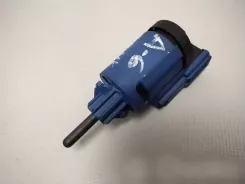 Датчик положення педалі зчеплення Audi A6 S6 C6 4F 1J0927189E 19322002 03577