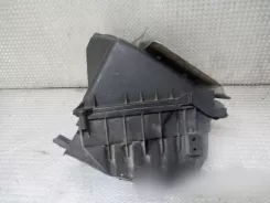 Корпус повітряного фільтра Audi A4 S4 B6 8E 8H 06B133833D