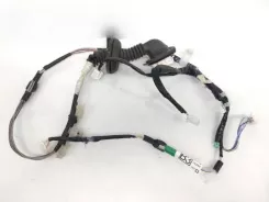 Джгут проводів задніх дверей Toyota Auris E180 8215302 072047