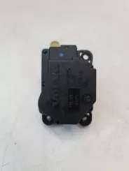 Двигун обігрівача Volvo V70 30676510TR E2448 060915